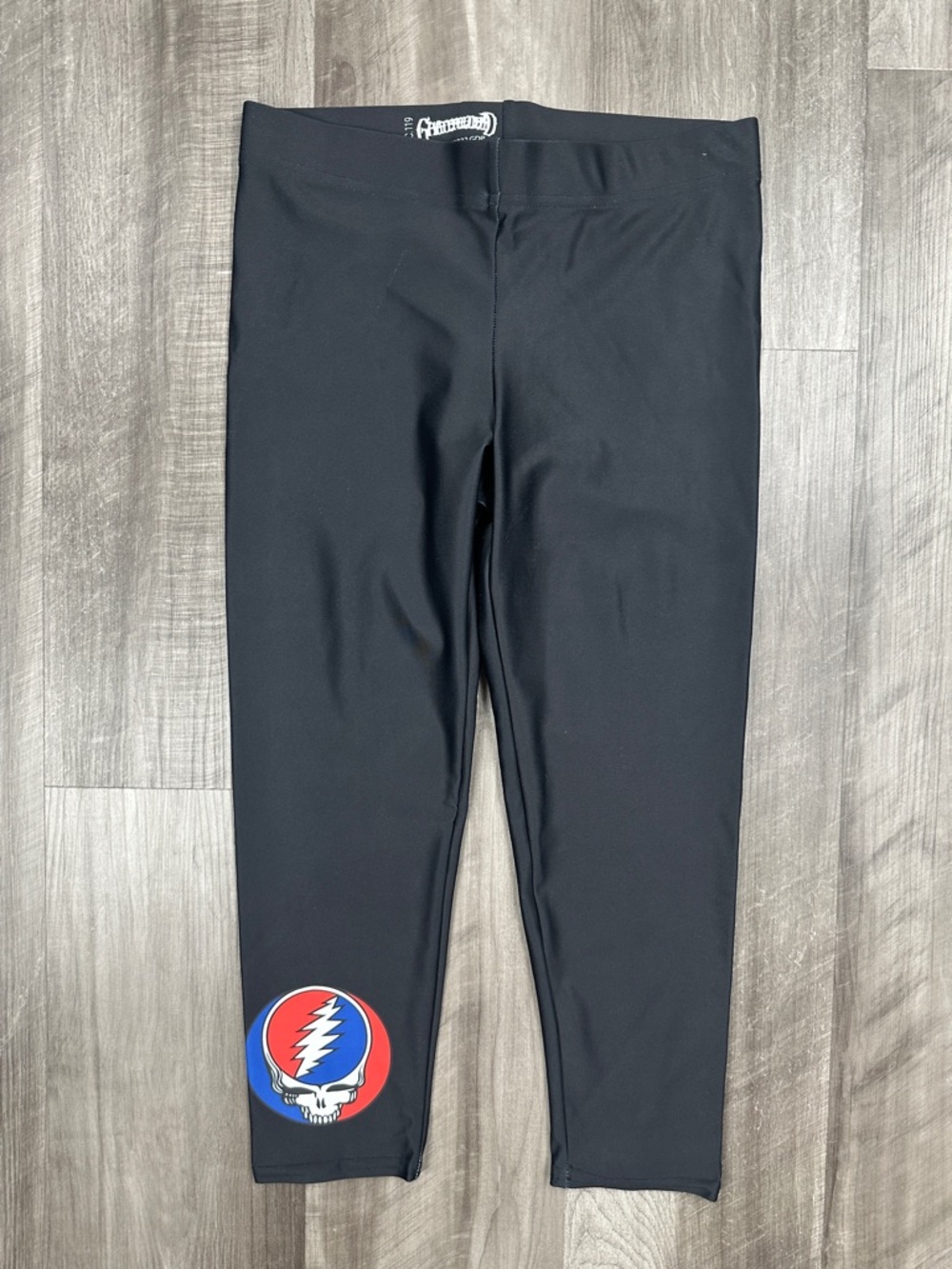 Section 119 Grateful Dead Stealie Capri Leggings (NWOT) - Medium